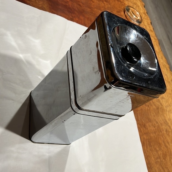 Set of Two Lincoln Beautyware Chrome Aluminum Canister Set MCM - Picture 8 of 13